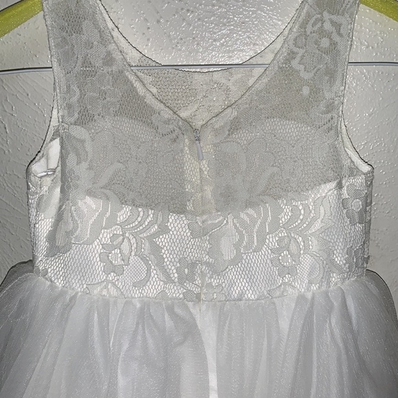 Size 6  brand new floral lace and tulle girls dress - Picture 4 of 9